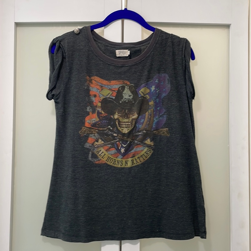 Spell Horns & Rattles tee AU 10 EUC - Picture 3 of 9